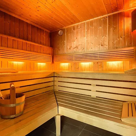 Sunny Bliss Polanki Klonowa, 350m Beach, Pool, Sauna, Gym Apartament Kołobrzeg