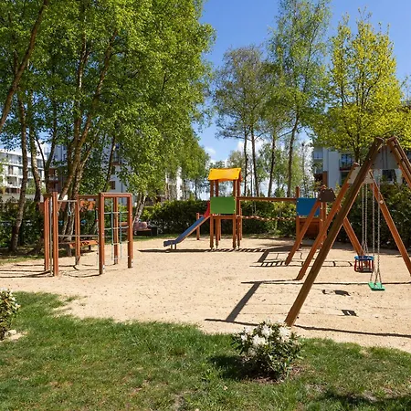 Apartment Sunny Bliss Polanki Klonowa, 350m Beach, Pool, Sauna, Gym Kolobrzeg