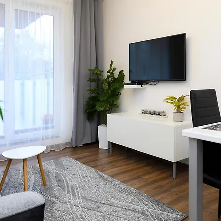 Sunny Bliss Polanki Klonowa, 350m Beach, Pool, Sauna, Gym Kolberg