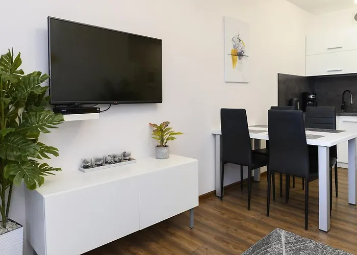 Sunny Bliss Polanki Klonowa, 350m Beach, Pool, Sauna, Gym